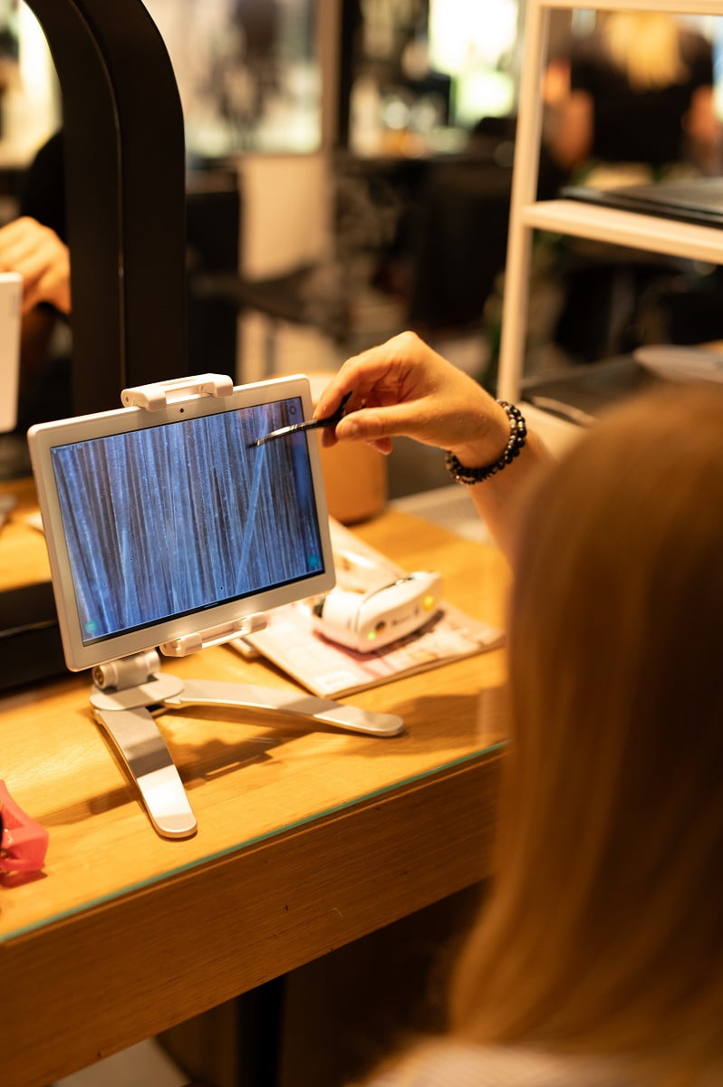 Co powie Ci trycholog? Sekrety zdrowej skóry głowy i pięknych włosów w Ekstraktt