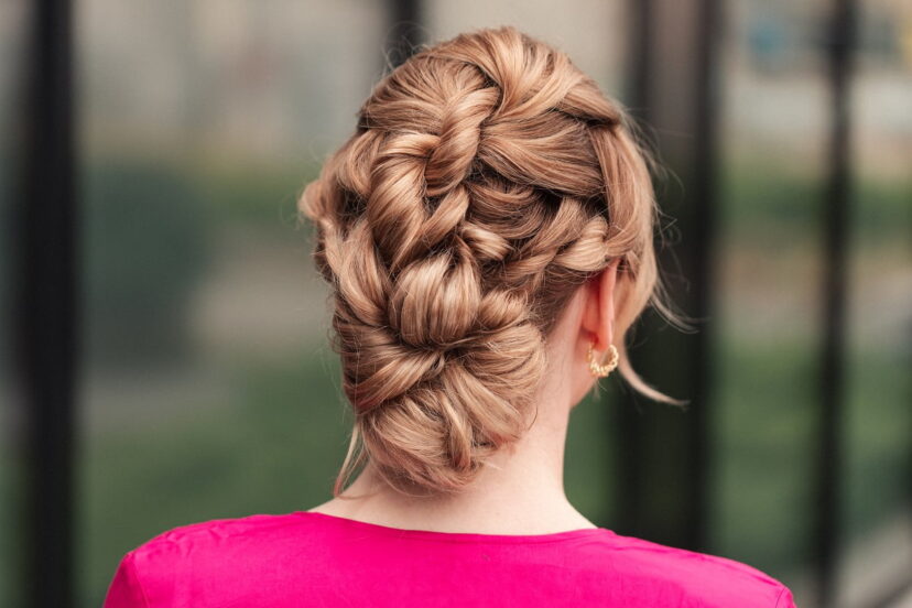 Romantyczne fryzury na walentynki 2025: od prostych po wyrafinowane