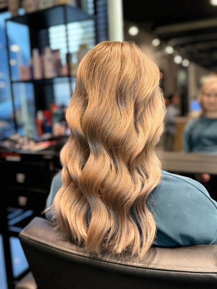 Olejowanie włosów – wszystko, co musisz wiedzieć, zanim zaczniesz!